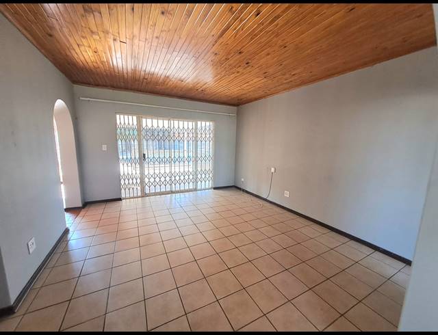 3 BEDROOM HOUSE TO LET IN ARCON PARK